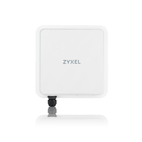 ZYXEL FWA710 5G Outdoor Router Standalone/Nebula with 1 year Nebula Pro License 2.5G LAN EU and UK