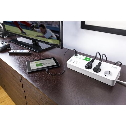 APC APC Essential SurgeArrest 6 outlets with 5V 2.4A