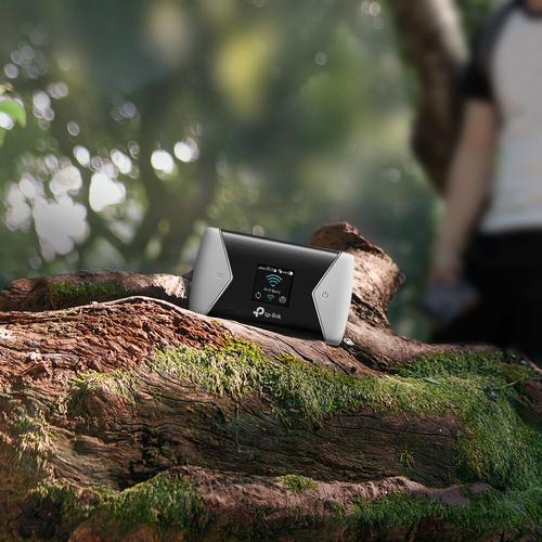 TP-Link LTE-Advanced cat6 supported with up to 300Mbps download and 50Mbps upload speeds Supports up to 32 devices 300Mbps at 2.4GHz or 867Mbps at 5GHz dual band Wi-Fi