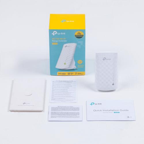 TP-Link RE200 AC750 Dual Band Wireless Wall Plugged Range Extender 433Mbps 5GHz + 300Mbps 2.4GHz 802.11ac/a/b/g/n Ranger Extender button/mode internal Antennas