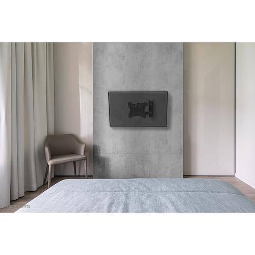 Neomounts Neomounts Screen Wall Mount (full motion 3 pivots VESA 200x200)