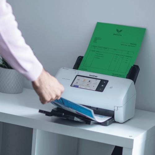 Brother Desktopscanner dubbelzijdig scannen 40 ppm (dubbelzijdig zwart-wit/kleur) 600 x600 dpi 512MB USB host 10.9 cm LCD touchscreen 80 vel ADF