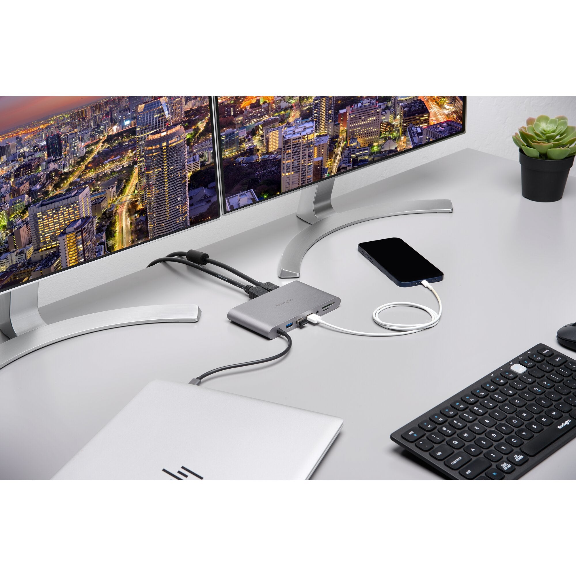 UH1440P USB-C 5Gbps Dual Video Driverless Mobile Dock 85W Pass-Through Power DP/HDMI/VGA