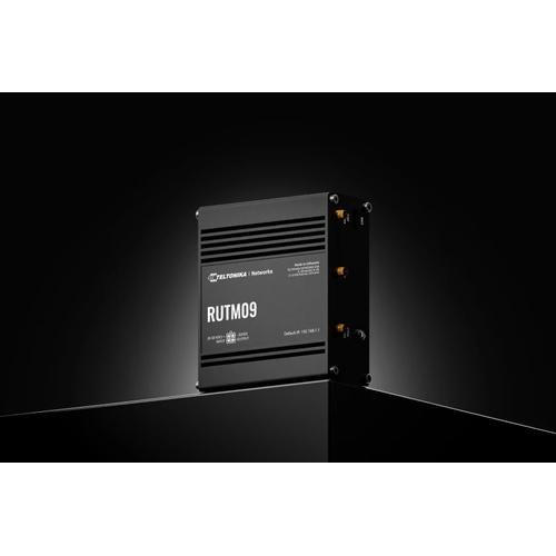 Wireless 4G LTE router developed for high-cellular-speed applications. It comeswith Cat 6 and dual SIM capabilities