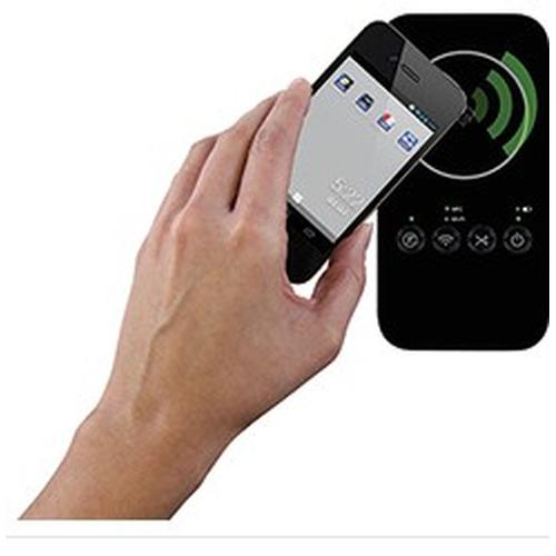 Brother P-Touch PT-P750W - Etiketprinter - thermische overdracht - Rol (2.4 cm) - tot 30 mm/sec - USB 2.0. Wi-Fi(n). NFC